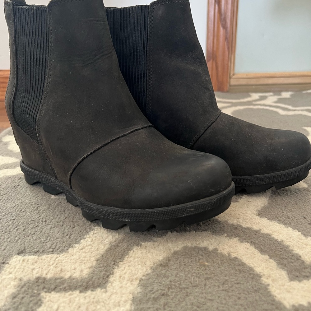 Sorel Black Rugged Sole Boots